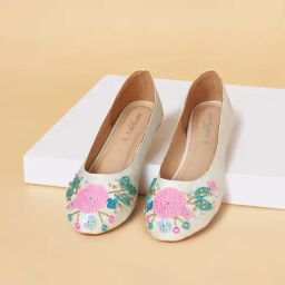 Pantaloons Junior Kids White Ballerina Shoes-image-94