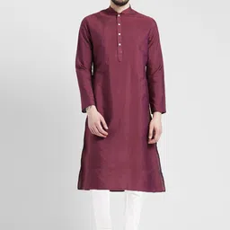 KISAH Men Magenta Solid A-Line Kurta-17
