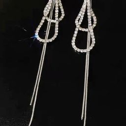 VAGHBHATT Silver-Plated Rhinestone Studded Teardrop Shaped Drop Earrings-18