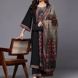 Varanga Women Floral Yoke Design Sequinned Kurta with Trousers & Dupatta-picture-14