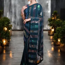 DIVASTRI Embellished Sequinned Saree image 4