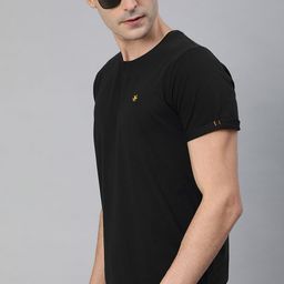 WROGN Men Black Solid Slim Fit Round Neck T-shirt-image-59