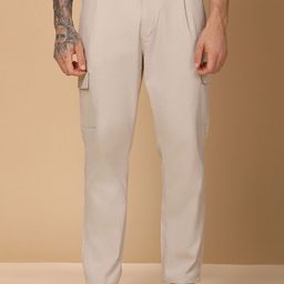 Hence Men Relaxed Easy Wash Pleated Cargos Trousers-image-68