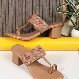 Alishtezia PU Block Sandals-image-67