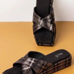 Inc.5 Women's Black Cross Strap Wedges-image-58