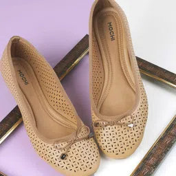 Mochi Embellished Block Pumps with Laser Cuts-16