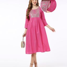 Bella Mama 100% Viscose Woven Three Fourth Sleeves Yoke Embroidered Maternity Kurta with Pocket Bandhani Print - Pink-image-45