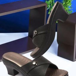 Iconics Women's Black Casual Sandals-image-91