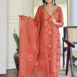 CaniBani Women Ethnic Motifs Printed Regular Kurta with Trousers & With Dupatta-7