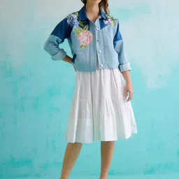 BETRUE Women Colourblocked Spread Collar Floral Embroidered Pure Cotton Denim Jacket-15