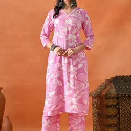 PHYSIL Women Floral Printed Cotton Kurta with Trousers-26