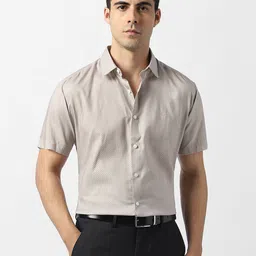 Van Heusen Men Micro Ditsy Printed Spread Collar Pure Cotton Formal Shirt-picture-10
