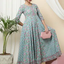 Sa Rasa Women Floral Printed Anarkali Kurta-image-76