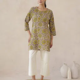 GOODHAND Floral Printed Round Neck Pure Cotton Straight Kurti-picture-23