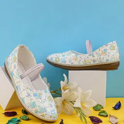 LMG Lifestyle Girls Mules Flats-34
