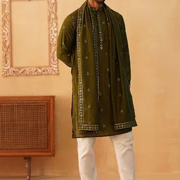 Jompers Men Floral Embroidered Regular Sequinned Kurta with Pyjamas & With Dupatta image 1