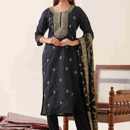 House of Pataudi Embroidered Chanderi Silk Straight Kurta With Trousers & Dupatta-picture-29