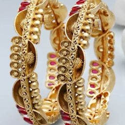 Karatcart Antique Gold-Plated Red Rajwadi Temple Bangle Women - Set of 2-image-5