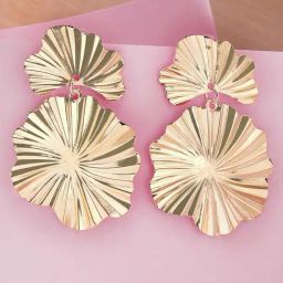Karatcart Gold Plated Organic Design Contemporary Dangler Earrings-34