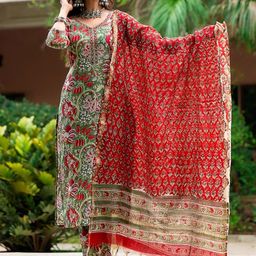 SRILICA Floral Printed Sweetheart Neck Kurta With Trousers & Dupatta-picture-19