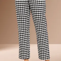 Aartej Checked Cotton Mid Rise Lounge Pants-picture-27