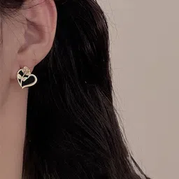 VAGHBHATT Gold-Plated Heart Shaped Elegant Studs image 4