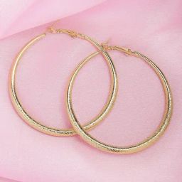 Karatcart Gold Plated Graduating Hoop Earrings For Women-48