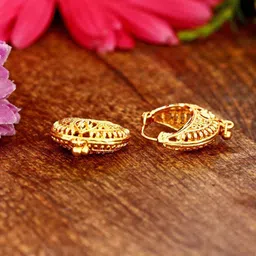DIVASTRI Gold-Plated Chandbali-43
