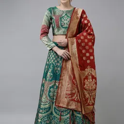 DIVASTRI Green & Red Sequinned Banarasi Lehenga Choli with Dupatta-image-87