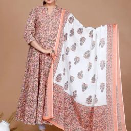 Miravan Peach Floral Print Fit & Flare Kurta With Dupatta-picture-31