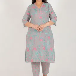 Aramya Floral Printed Square Neck Pure Cotton Straight Kurta with Trousers-picture-3