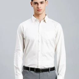 Reid & Taylor White Cotton Regular fit Checks Shirt-image-55