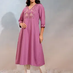 Vishudh Women Embroidered Thread Work Kurta-picture-22