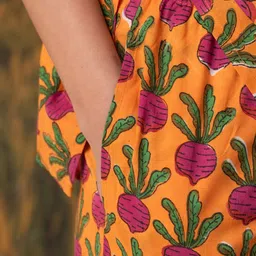 PHUTARI Printed Top with TrousersCo-Ords image 2