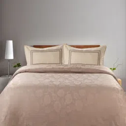 Saral Home Abstract Beige 155 TC Cotton King Sized Bed Sheet with 2 Pillow Covers-image-75