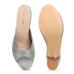 VALIOSAA Textured Block Peep Toes Heels image 3