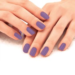 Lakme 9 to 5 Primer + Gloss Nail Color - Lilac Link - 6 ml image 5