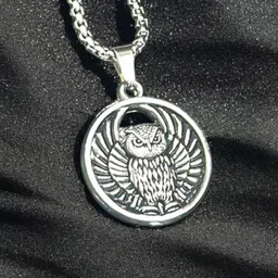 Nitant Men Silver-Plated Egale Face Circular Pendant with Chain-picture-44