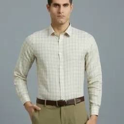 Reid & Taylor Beige Regular fit Checks Shirt-picture-4
