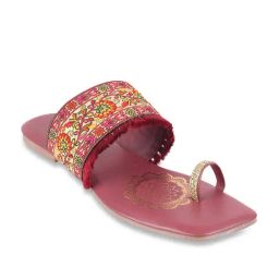 Mochi Women's Maroon Toe Ring Sandals-image-75