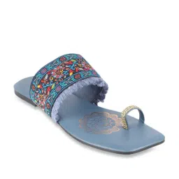 Mochi Women's Blue Toe Ring Sandals-image-15
