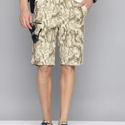 Levis Men Camouflage Printed Shorts-image-83