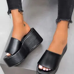 Ifah Party High-Top Comfort Sandals-29