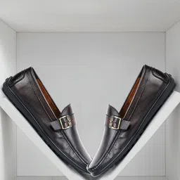 Zoom Shoes Men Textured Leather Loafers-image-62