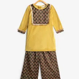 Ahalyaa Kids Yellow & Brown Printed Kurta Set-image-13