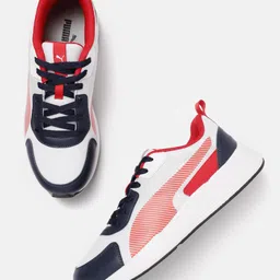Puma Men Colourblocked Sneakers-18
