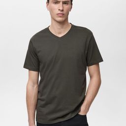 MANGO MAN V-Neck Pure Cotton Slim Fit T-shirt-picture-31