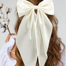 DIVASTRI Women Embellished Alligator Hair Bow Clip-picture-31