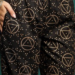 Sangria Black Geometric Printed Notch-Neck Pure Cotton Kurta With Trouser & Dupatta-10