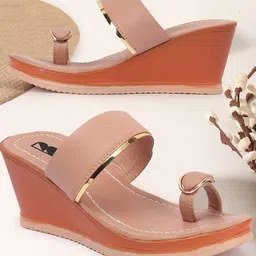 Be Found Women Wedge Heels-picture-18